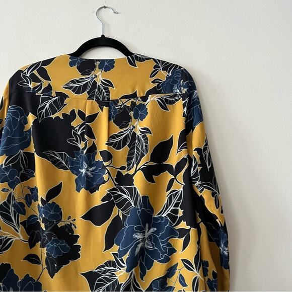 Parker Yellow & Blue Floral Print Surplice Blouse - Picture 5 of 7